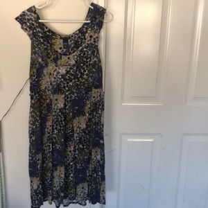 Women’s dress